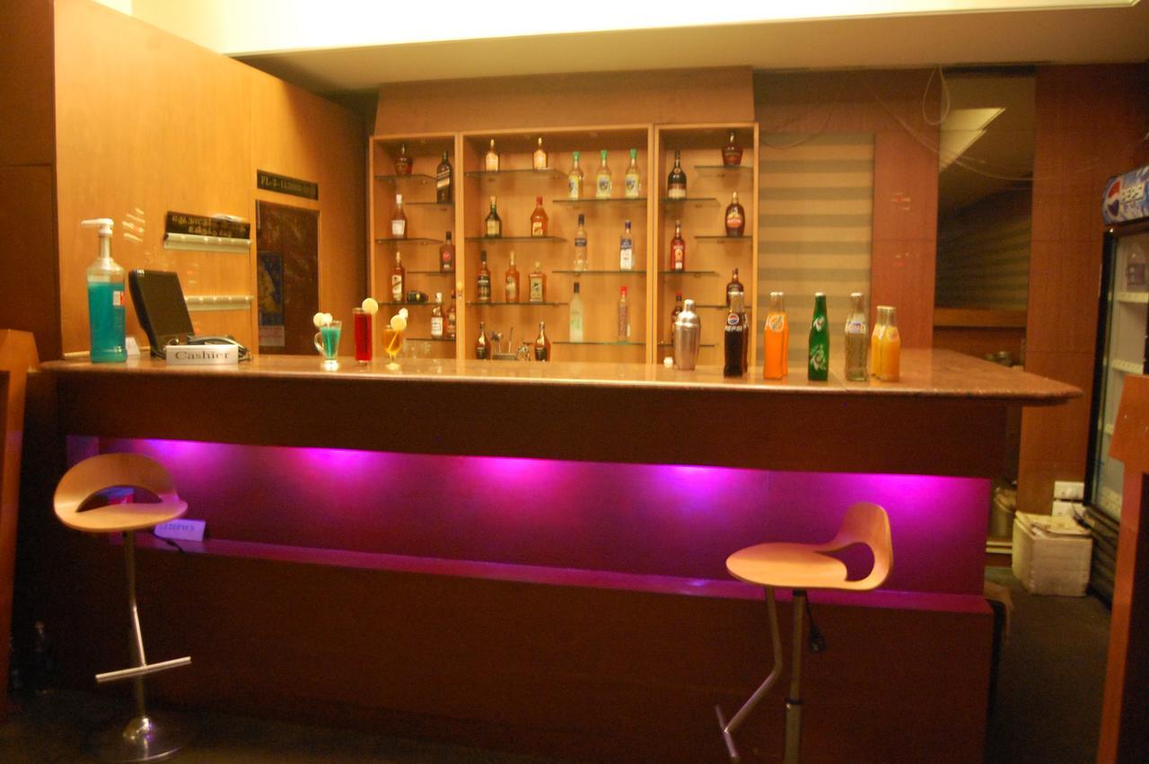 Hotel Parsons Court Диндуккал Экстерьер фото